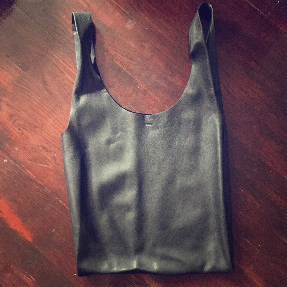 Black leather Baggu bag